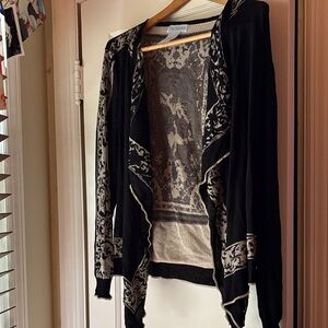 Black and Gold Stunning Cardigan